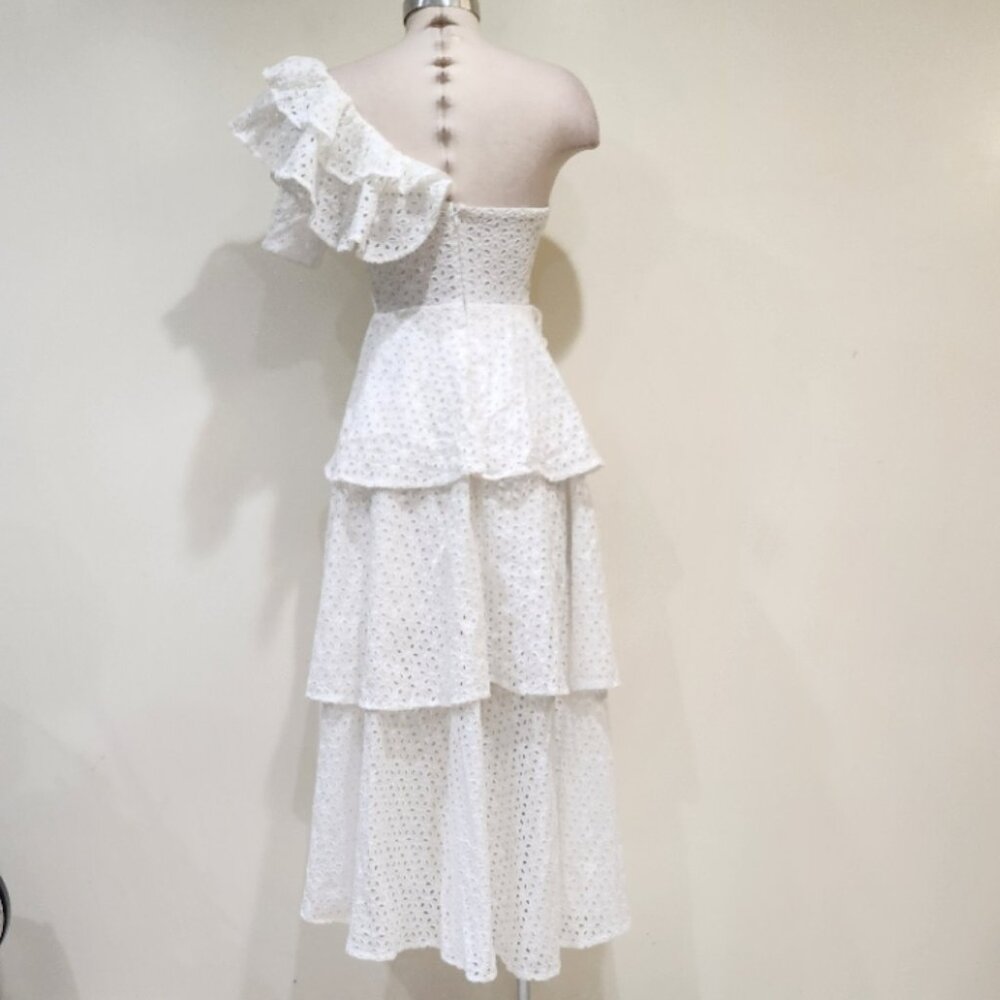 💋UBER GORGE!💋White Floral Crochet One Shoulder Ruffled Asymmetrical Dress - Picture 14 of 16